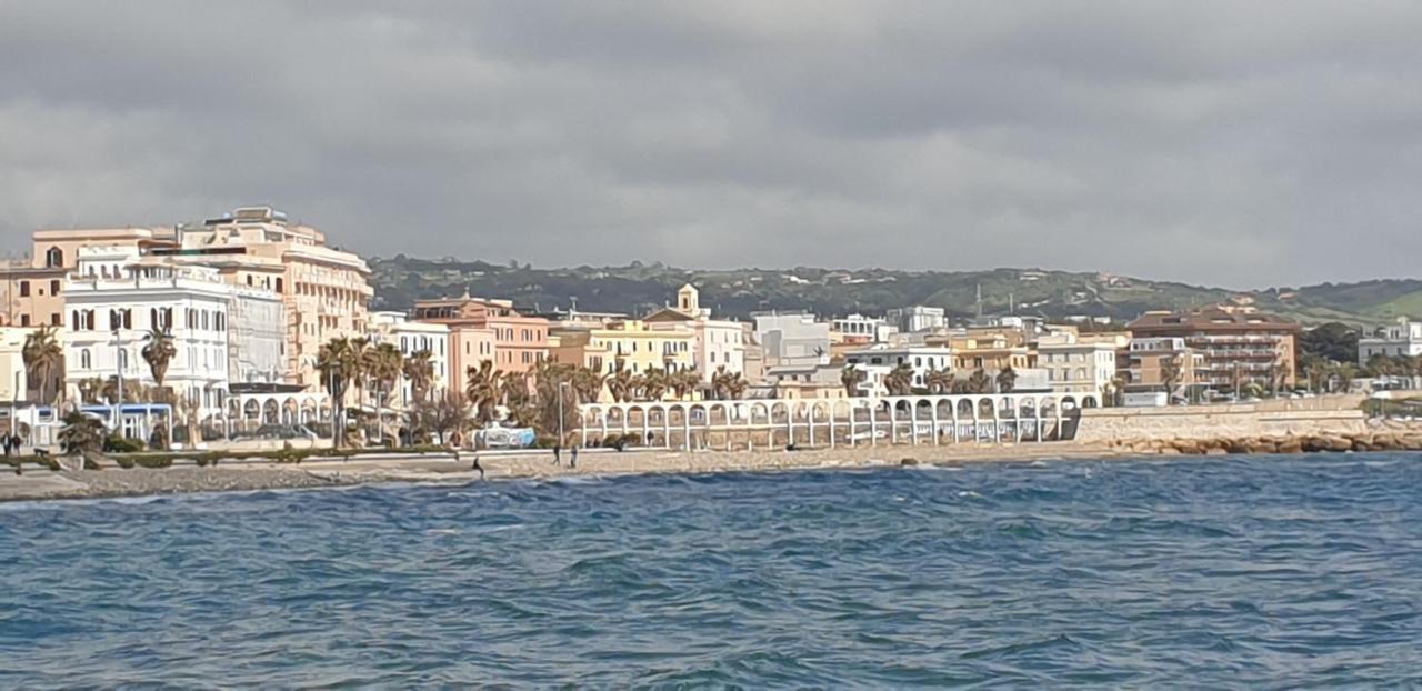Mowita Apartment Civitavecchia Luaran gambar